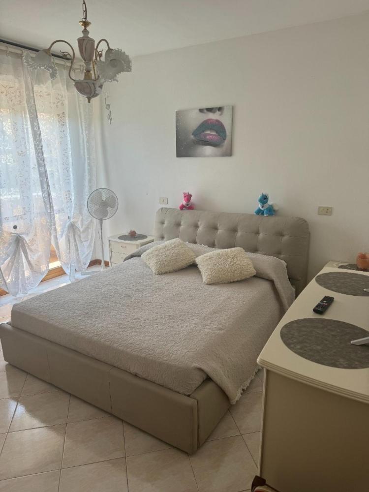 Bellissima Stanza Con Parcheggio Gratuito Apartment Cinquale Luaran gambar